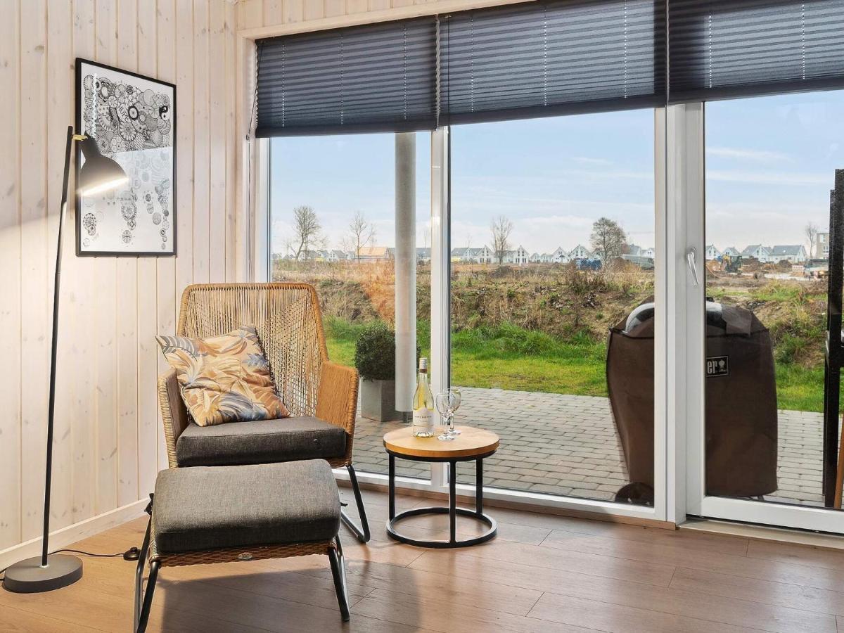 18 Person Holiday Home In Hasselberg Капелн Екстериор снимка